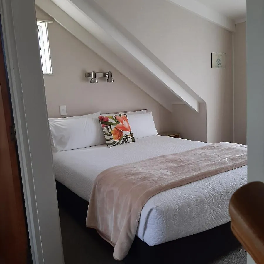 Cottage Mews Motel Taupo 4*,  New Zealand